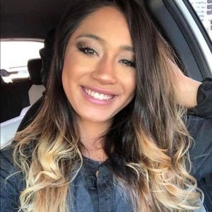 Meet your Posher, April